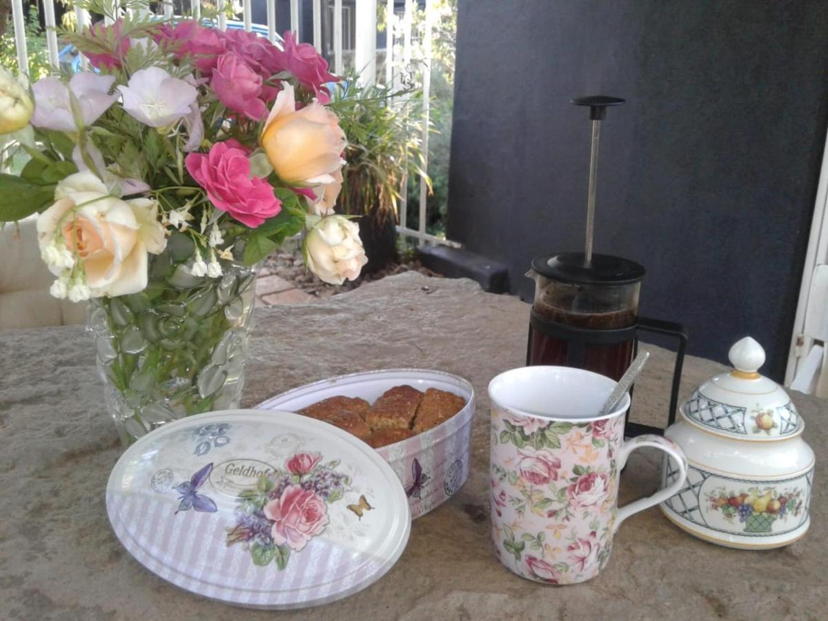 Black Cottage Smithfield Екстериор снимка